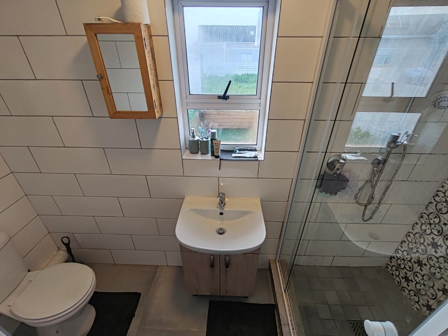 3 Bedroom Property for Sale in Laguna Hills Western Cape
